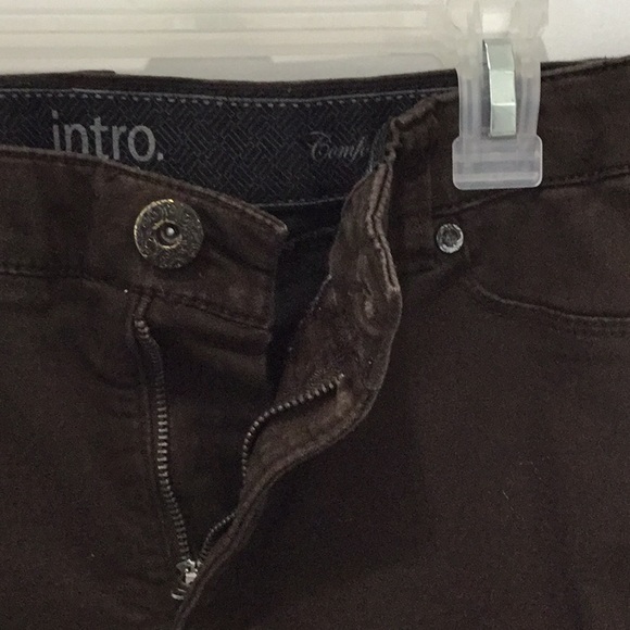 Intro by Jonathan Ross jeans. - Picture 4 of 4